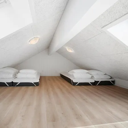 Semesterbostad Amazing In With Sauna Bogense
